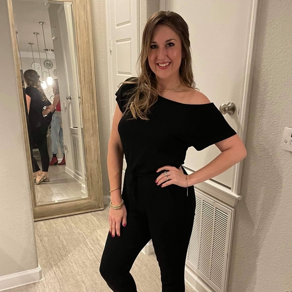 Meet your Posher, Vanessa - Picture 2 of 3